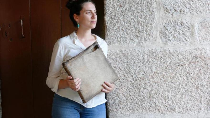 Unha etnomusicóloga de Bueu investiga a música tradicional galega dende a Universidade de Valladolid