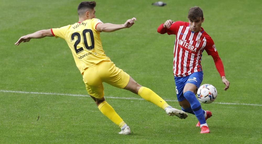 El partido entre el Sporting y el Girona, en imágenes