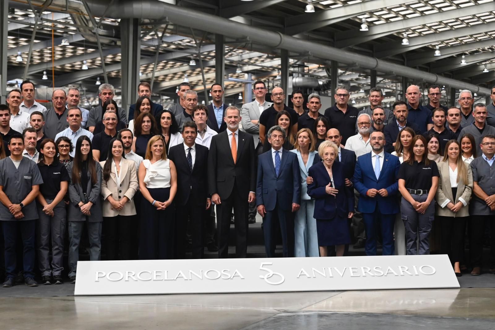 El rey Felipe VI visita Porcelanosa para conmemorar su 50 aniversario