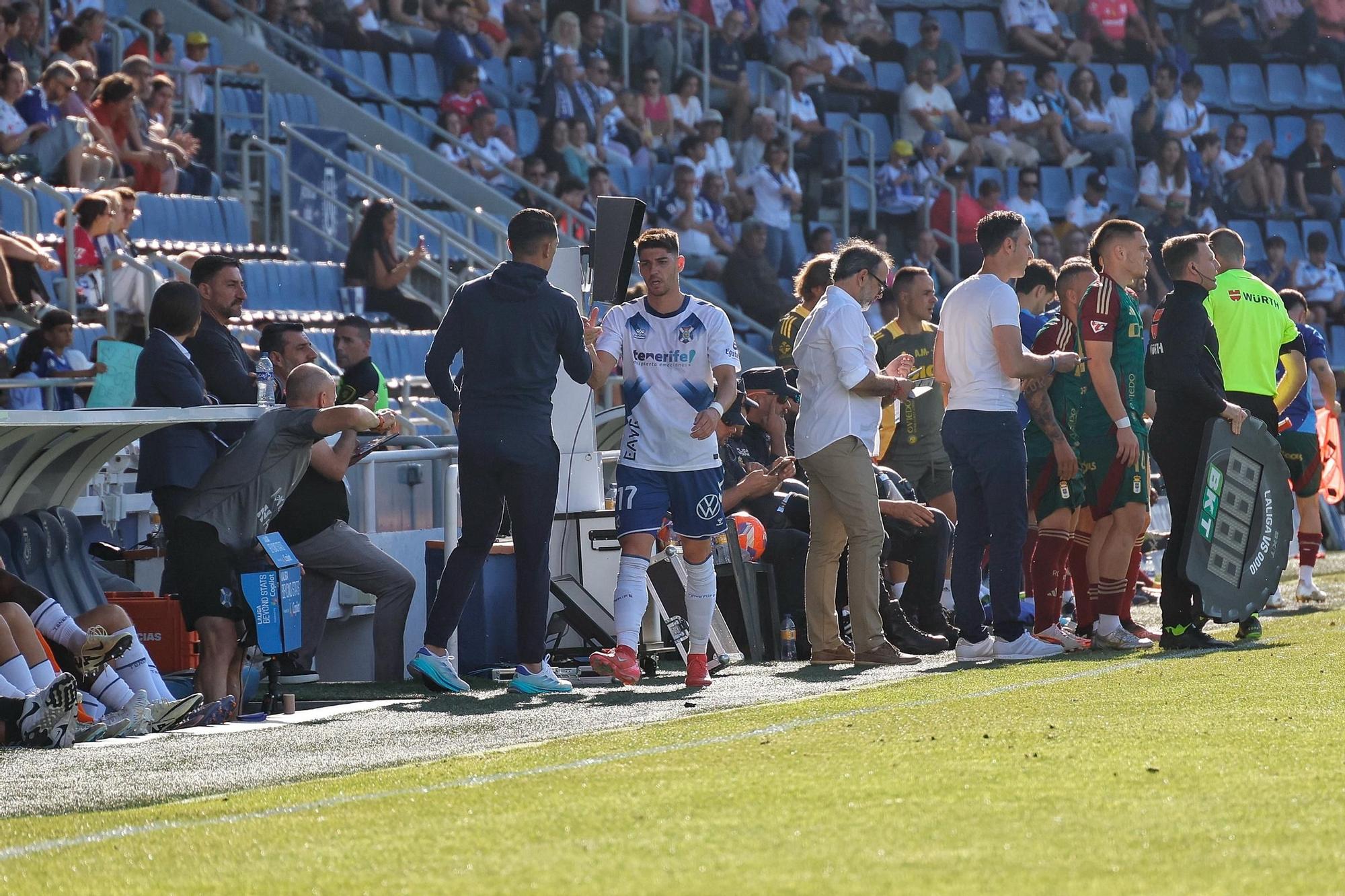 CD Tenerife-Real Oviedo, en imágenes