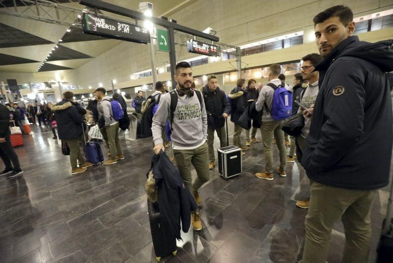 El Real Zaragoza sale rumbo a Madrid