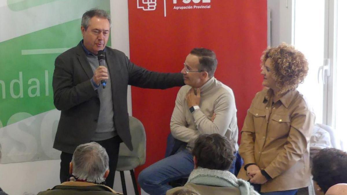 El secretario general del PSOE-A, Juan Espadas, este sábado en Hinojos.