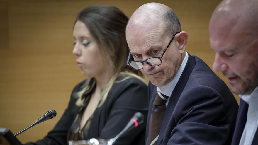 El director de la Agencia Antifraude, Eduardo Beut, comparece en las Corts, este viernes.
