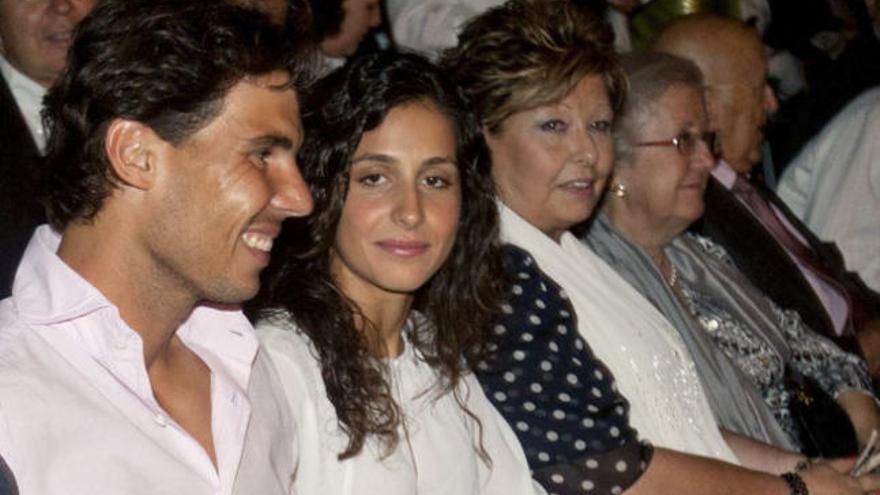 Rafa Nadal con su novia Xisca en el concierto de Julio Iglesias