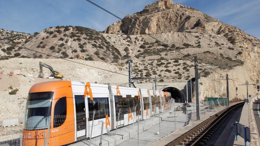 FGV completa la equipación del Túnel de la Serra Grossa con la apertura de la doble vía