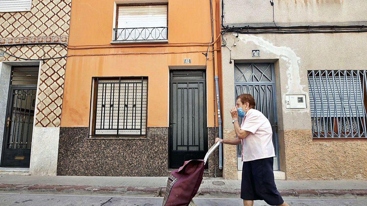 Vivienda de Almassora (Castellón) en la que agredieron a un bebé que luego falleció.
