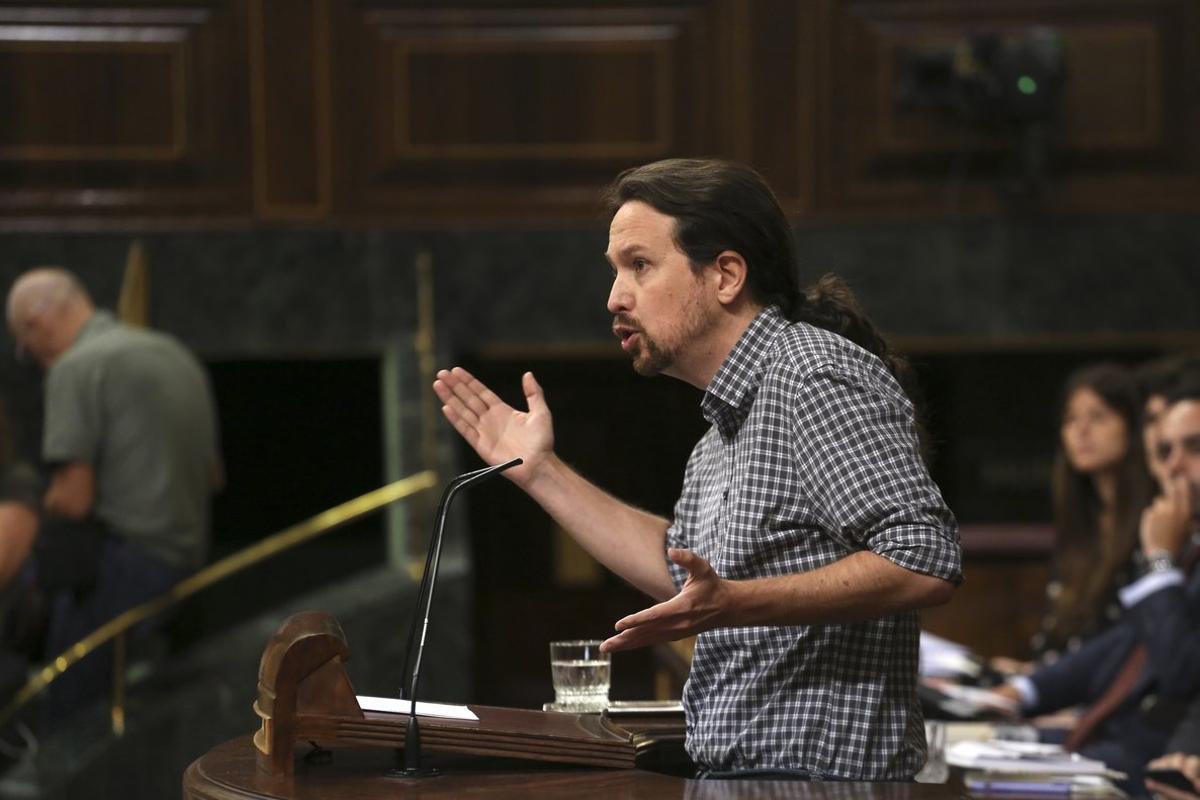 El secretario general de Podemos, Pablo Iglesias, en la sesión de investidura