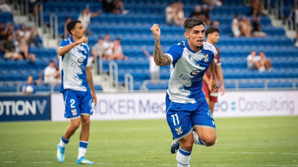 Víctor Moreno, jugador del CD Tenerife.