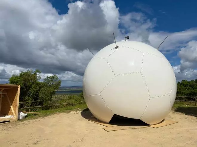 Galería | Así es el nuevo radar meteorológico de Sierra de Fuentes