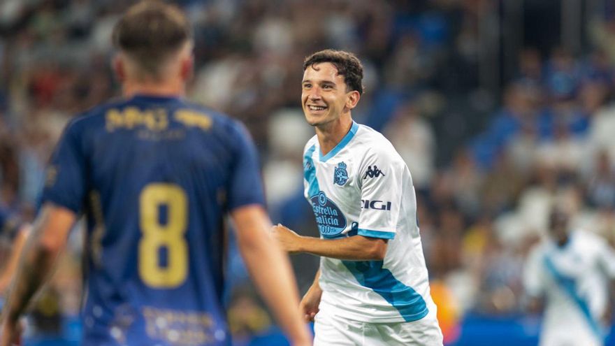 Luis Chacón, preparado para quedarse: «Su ilusión es estar muchos años en el Dépor»