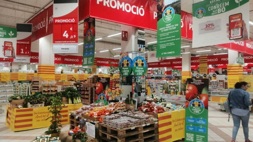 Productes «Premium» a un supermercat Alcampo.