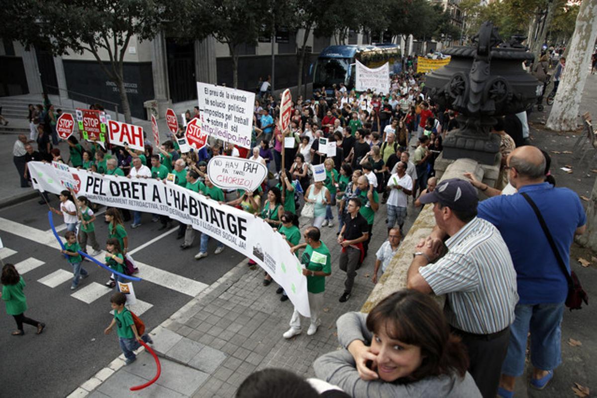 La protesta por el derecho a la vivienda en Barcelona.