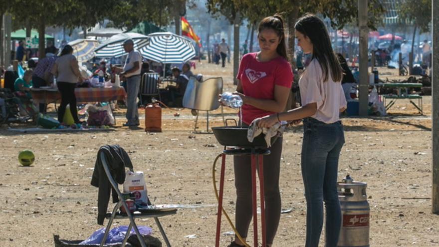 Los cordobeses de perol en el Arenal