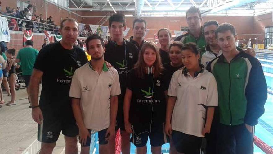 Extremadura gana 22 medallas en natación adaptada