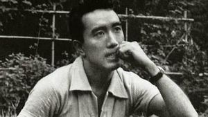 El escritor japonés Yukio Mishima.