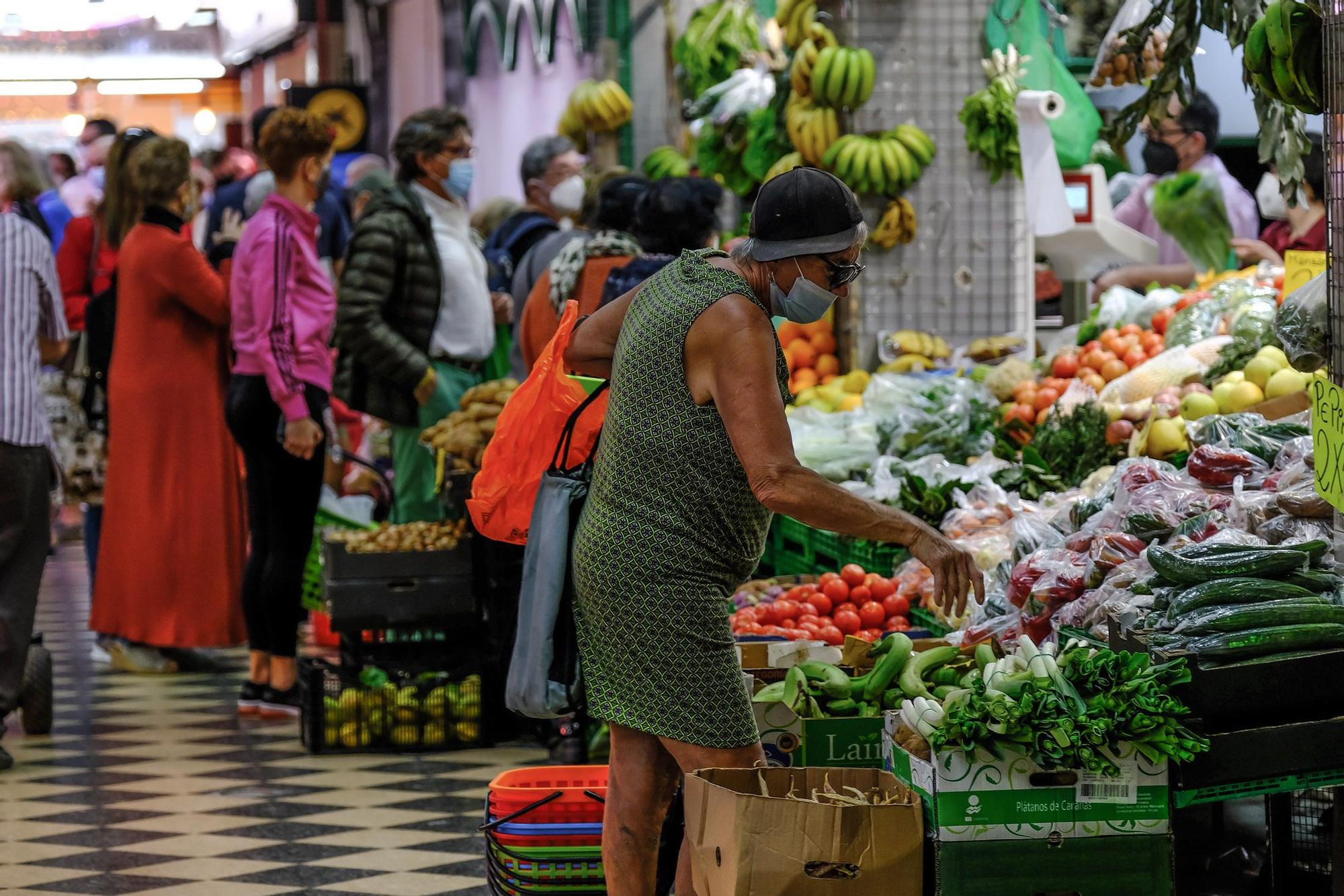 Compras para la cena de Nochebuena en el Mercado Central de Las Palmas de Gran Canaria