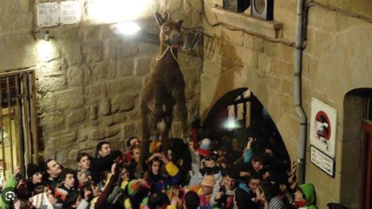 La Penjada del ruc del Carnaval de Solsona