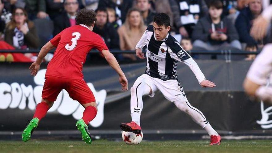 Javi Serra, la primera piedra del Castellón 18/19, quiere &quot;ascender&quot;