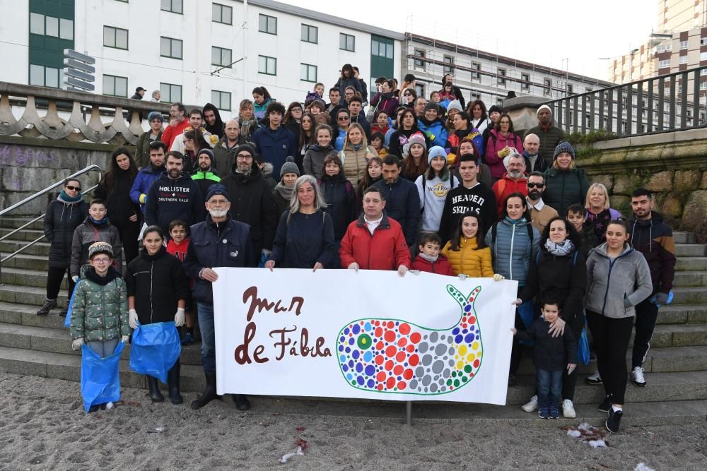 Mar de fábula | Limpieza de playas en Riazor y Orzán