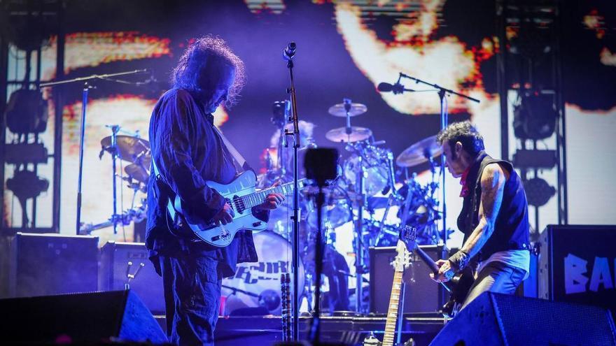 El Primavera Sound sale a flote en su segunda jornada y abraza generaciones: de Addison Rae a The Cure