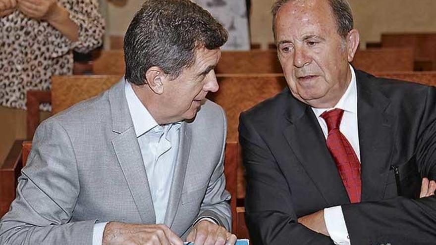 Matas y Rodríguez se reencontraron en el banquillo.