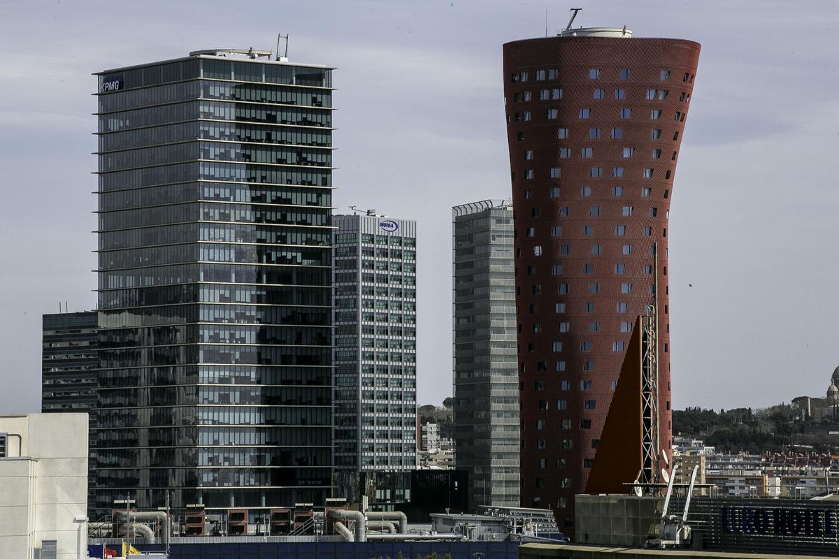 La milla Pritzker de LHospitalet: cuatro edificios de autores premiados se concentran en la misma avenida