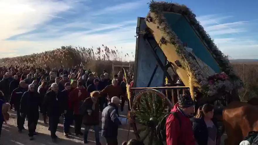 La romería de la Venida reúne en Elche a 5.000 personas