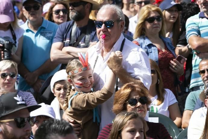 24.02.19. Las Palmas de Gran Canaria. Carnaval 2019. Concurso Carnaval Canino.  Público. Parque de Santa Catalina. Foto Quique Curbelo