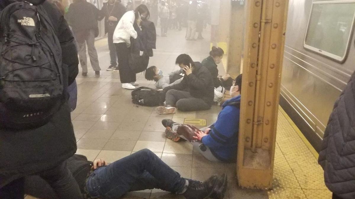 Gent ferida després de l’atac al metro | REUTERS