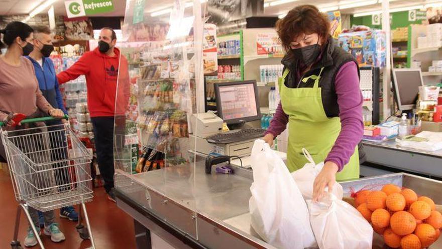 Un súper de Castelló, sin clientes de Almassora por el cierre perimetral