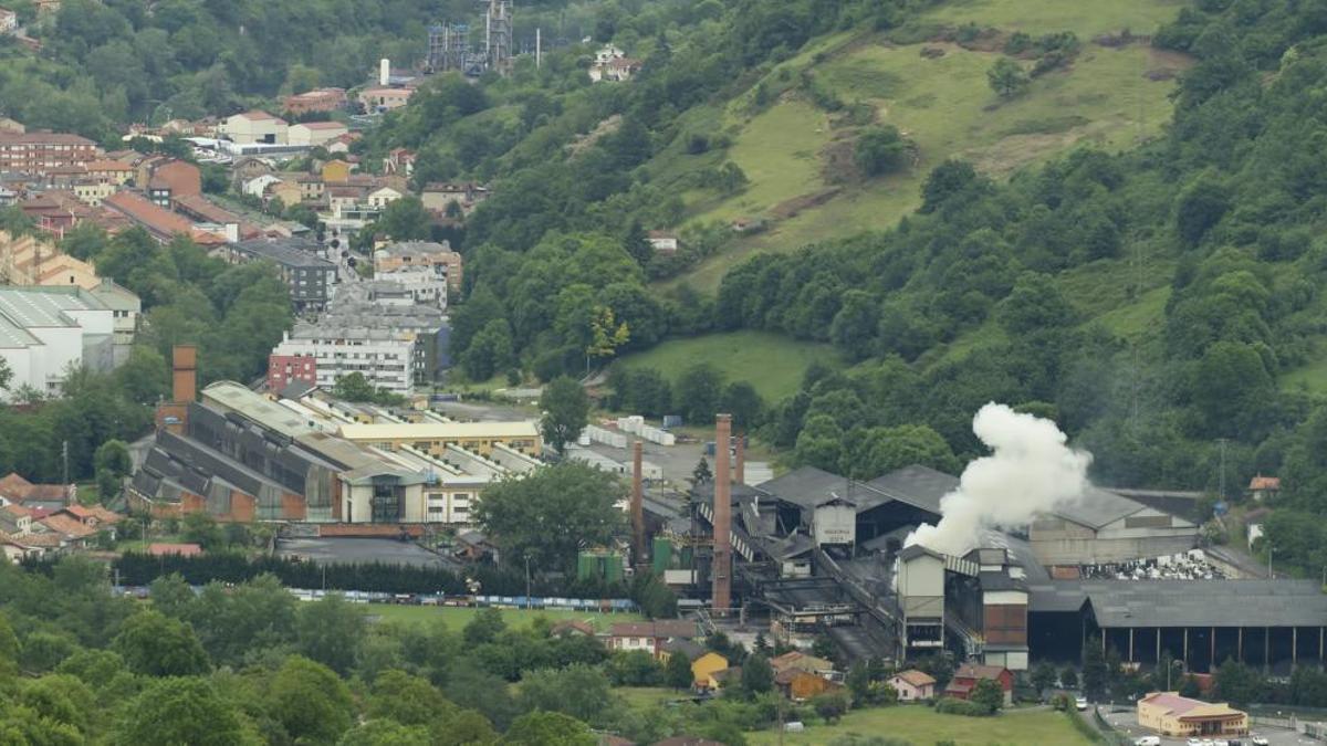Vista aérea de la zona industrial de Trubia.