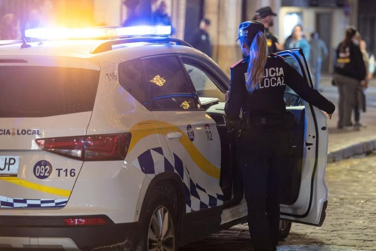 Una patrulla de la Policía Local de Palma.