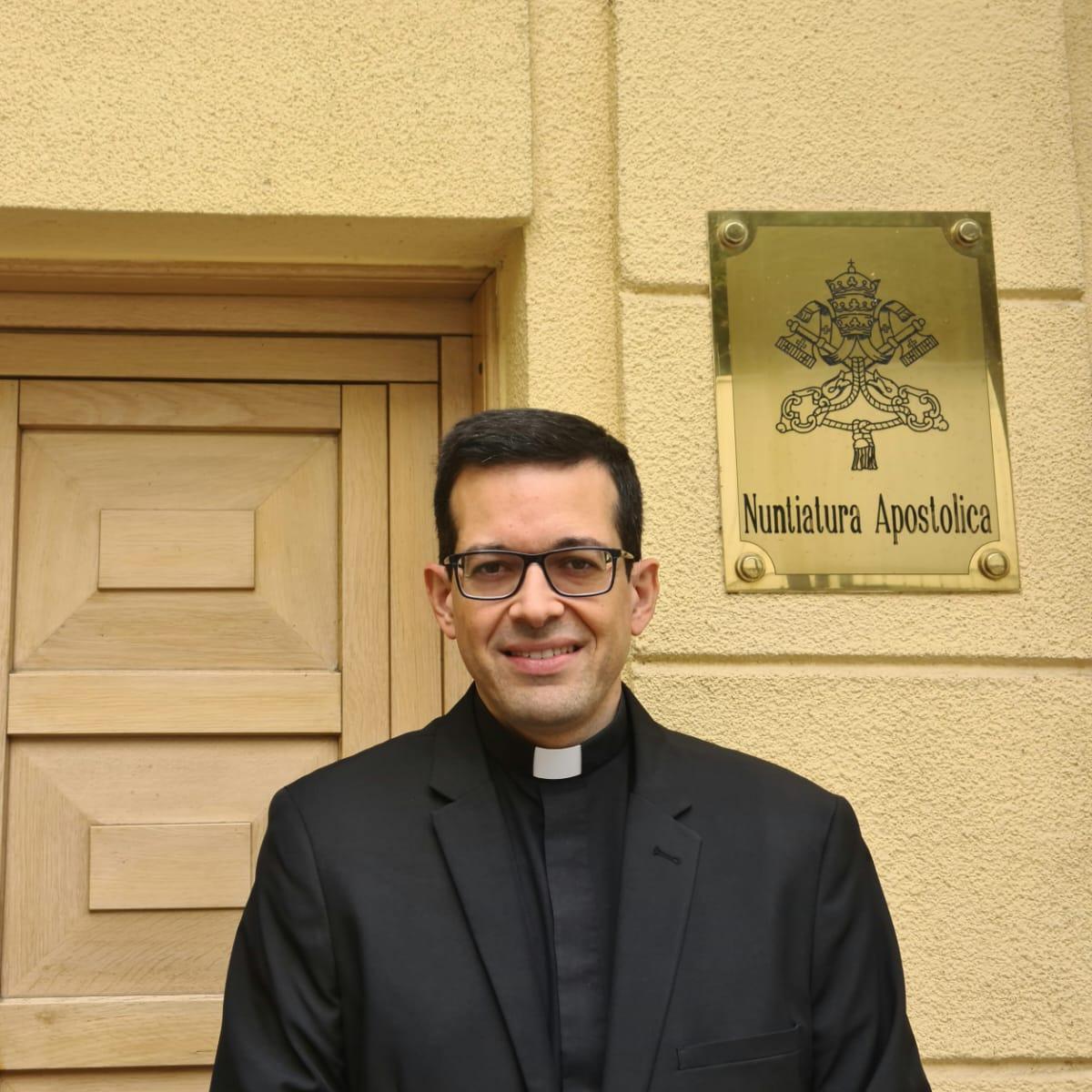 Monseñor Javier Camañes Forés asumió en julio el cargo de párroco de la Parroquia San Pedro Apóstol de Benifaió.