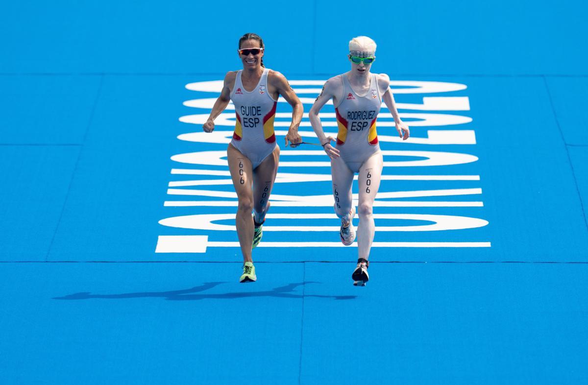 Susana Rodríguez y Sara Loehr celebran su oro en Tokio