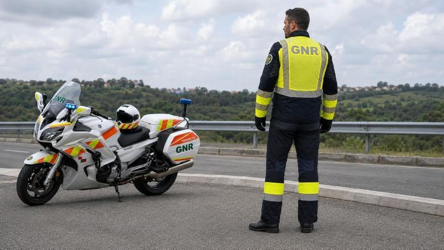 Partenón salta la frontera con sus chalecos con airbag: vestirá a los motoristas de la GNR portuguesa