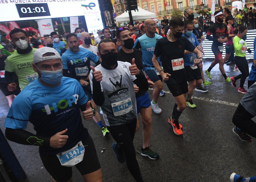 Así fue la salida de la maratón y la media maratón de Murcia (II)