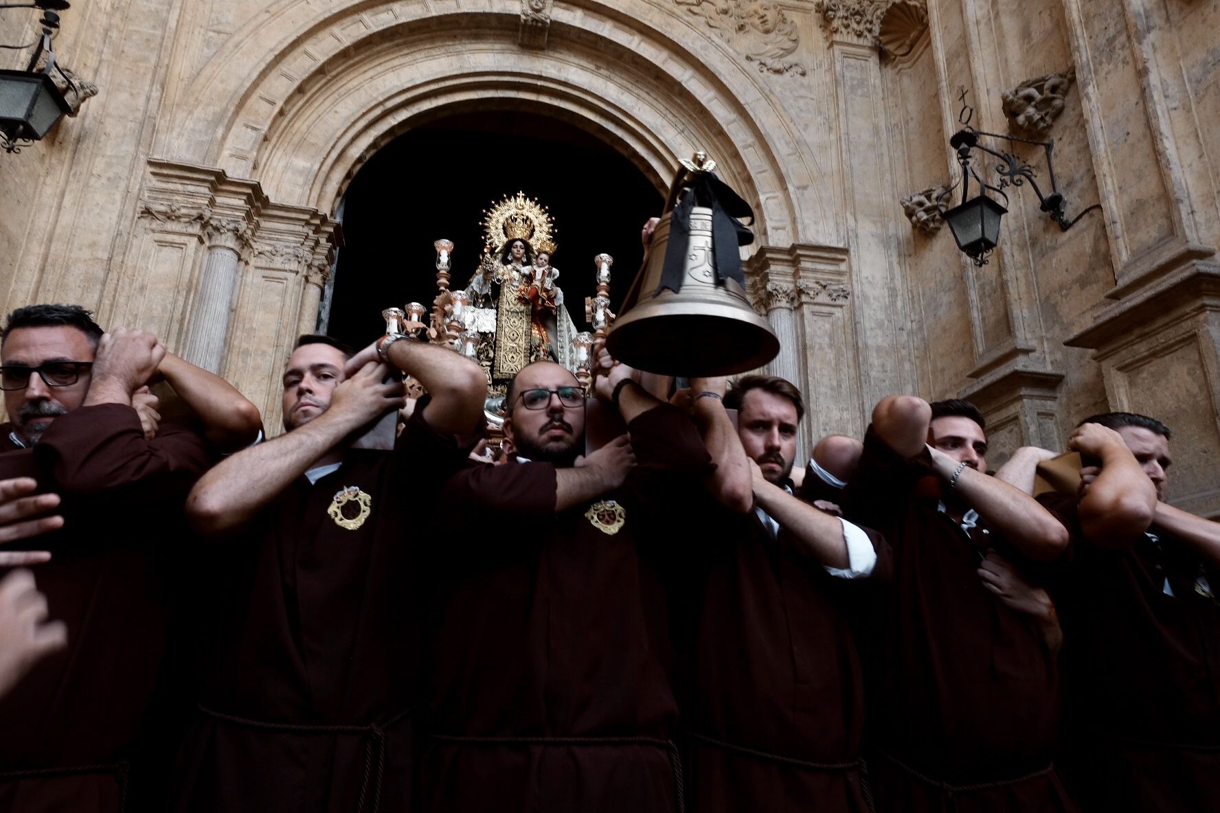 Procesión triunfal de regreso de la Virgen del Carmen de El Perchel.