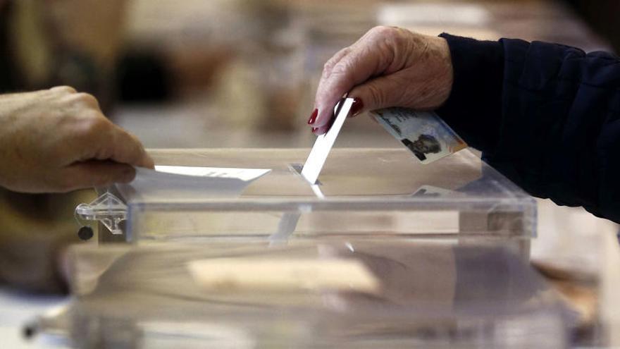 ¿A quién beneficia el voto en blanco en Cataluña el 21-D?