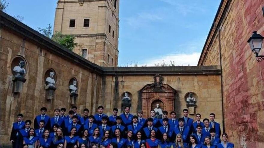 Los alumnos del Meres, camino de la Universidad