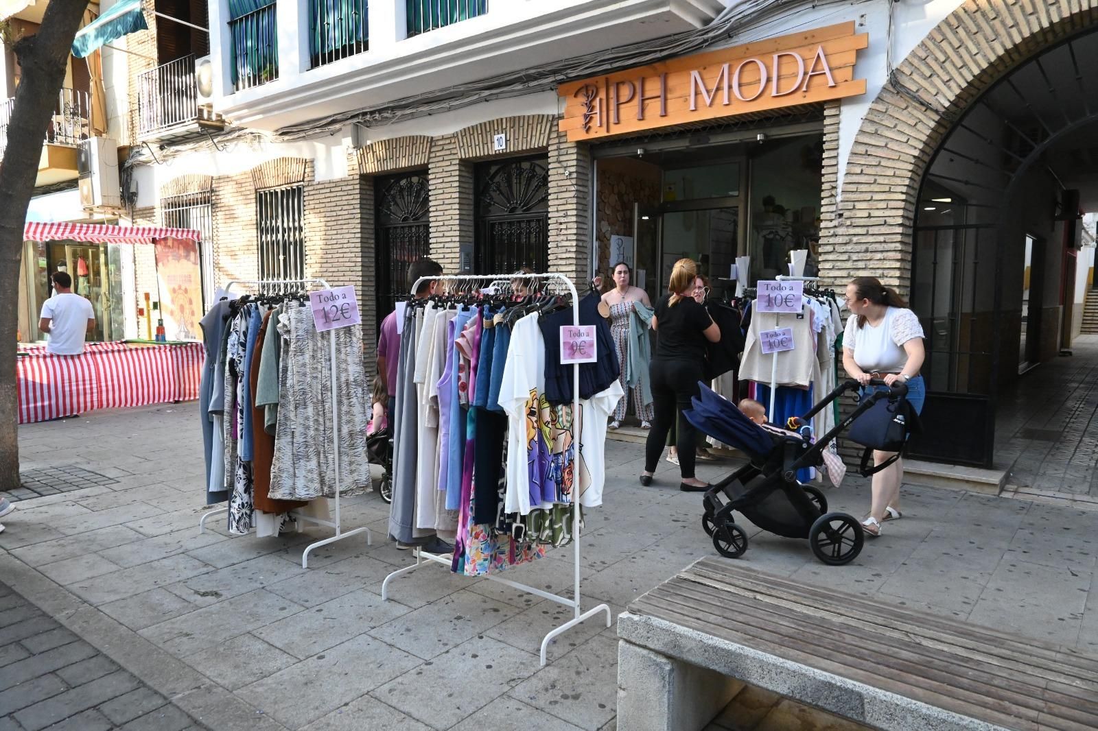 Puente Genil, Cabra y Baena celebran sus 'Noches de compras'