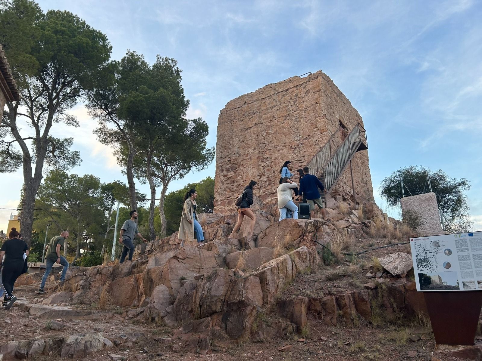 Serra da a conocer su patrimonio con rutas guiadas esta Semana Santa