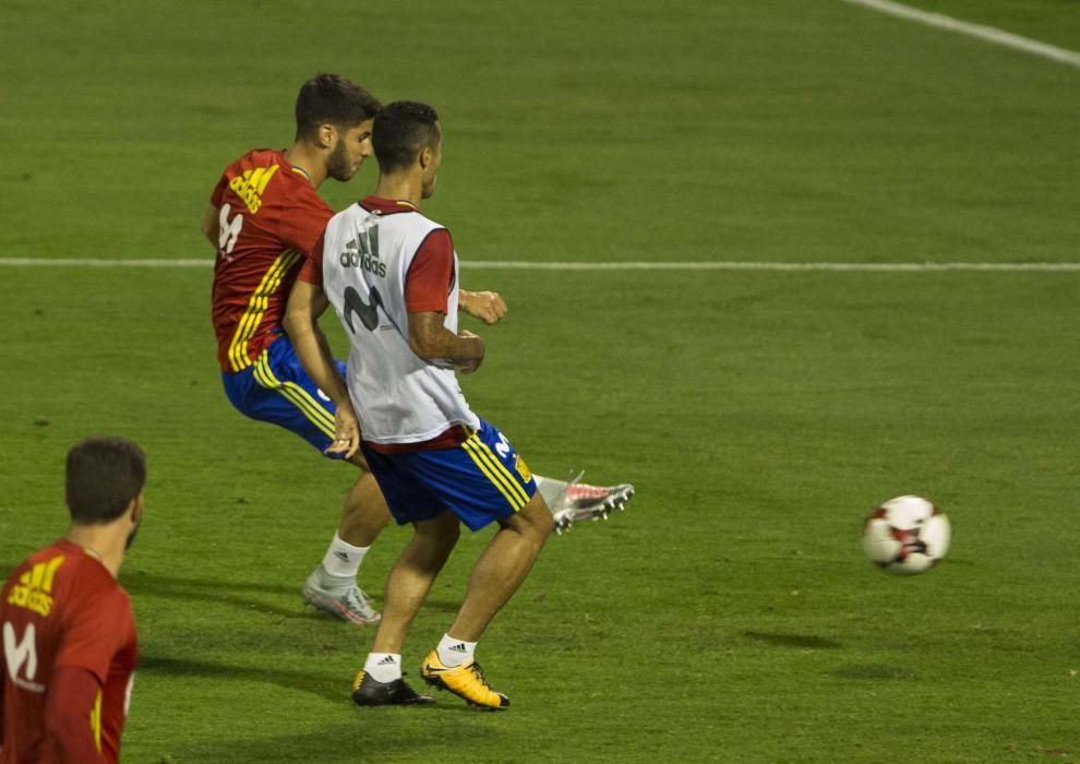 El entrenamiento de La Roja ayer en el Rico Pérez