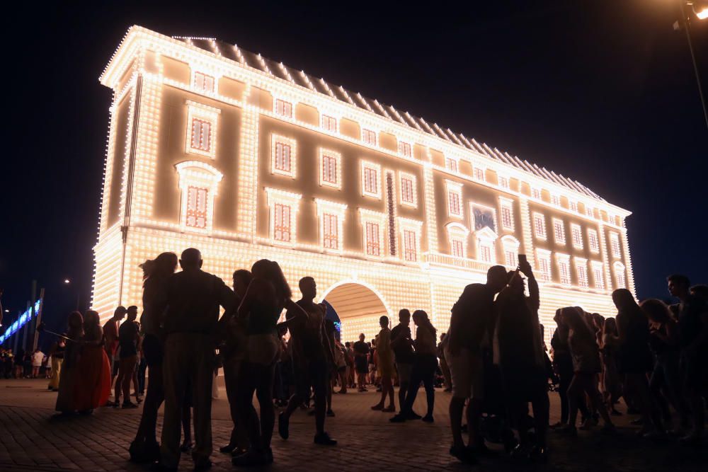 Encendido del alumbrado del Real de la Feria 2017