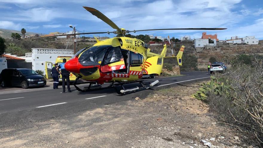 Colisión frontal de dos motos en Arico.