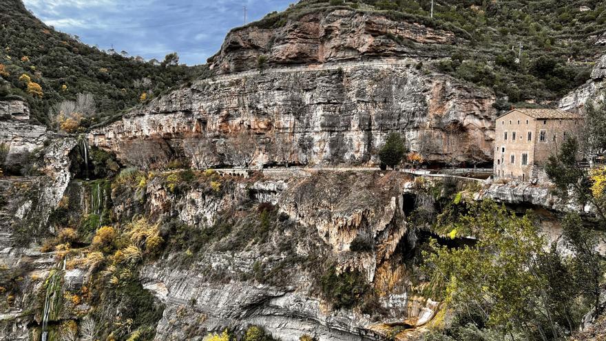 Sant Miquel del Fai reobrirà portes a la tardor després que s&#039;hagi reparat la cinglera afectada per despreniments