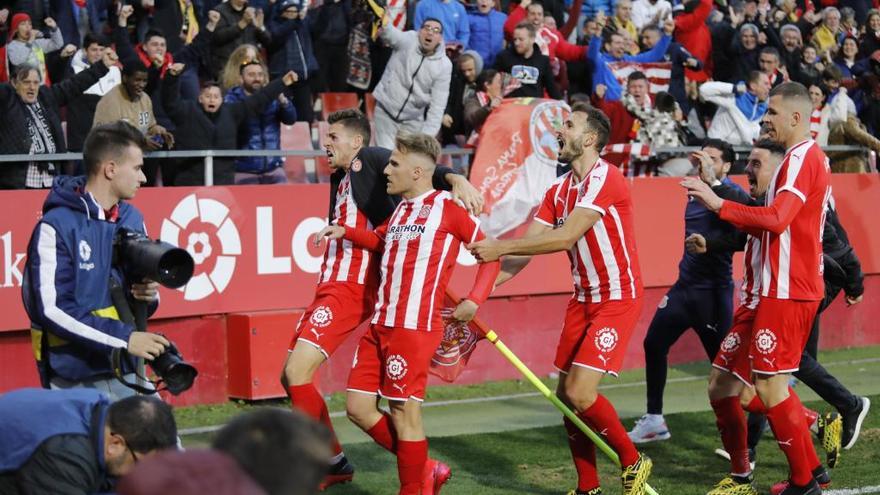 Samu Sáiz també puja  al tren que va a Primera