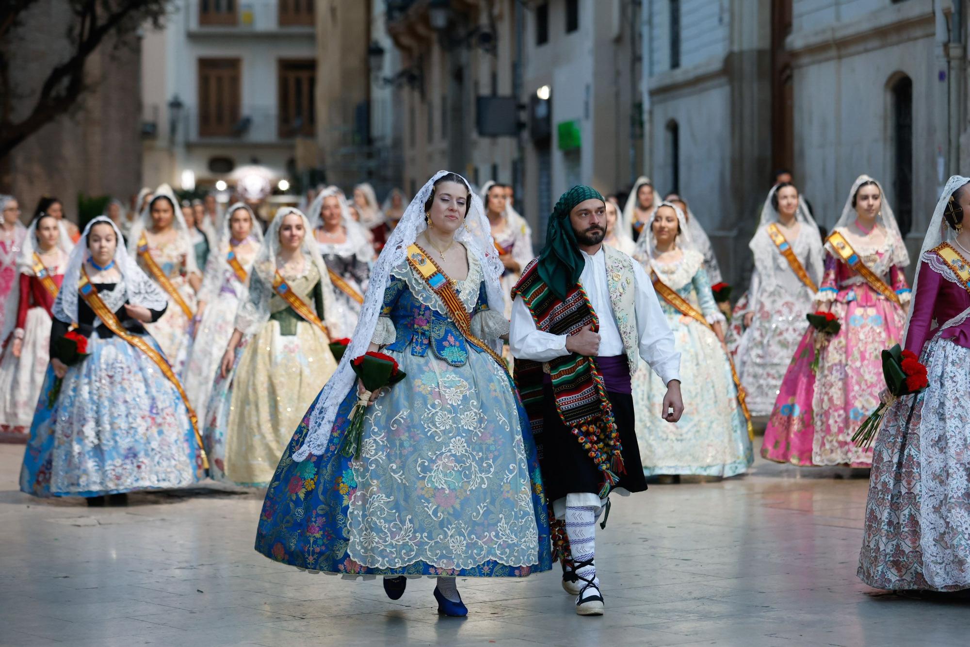 Búscate en el primer día de la Ofrenda en la calle San Vicente entre las 18:00 y las 19:00