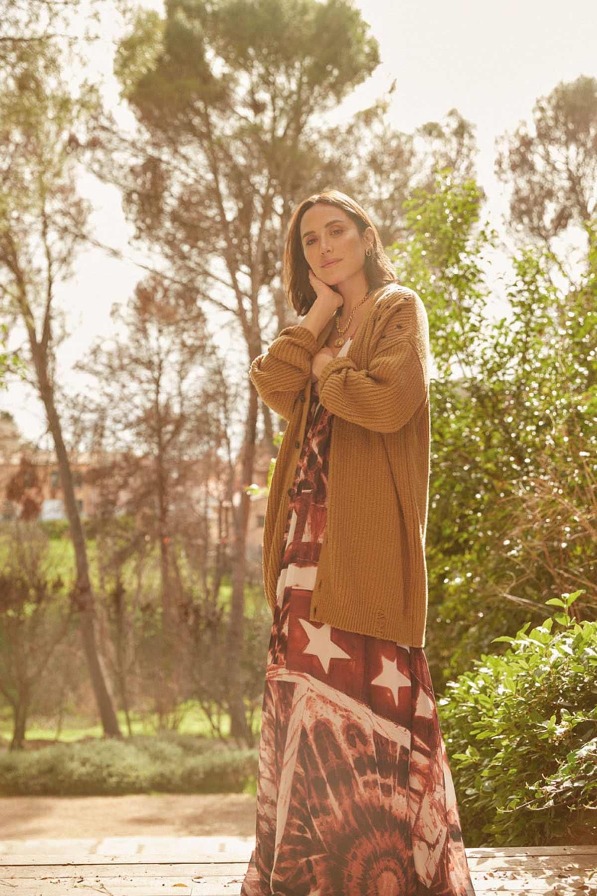 Tamara Falcó protagoniza la portada del número de junio 2022 de la revista Woman