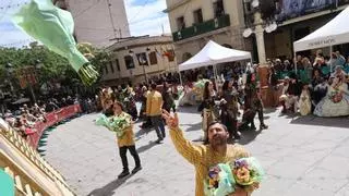 Una marea de flores para el patrón de San Vicente en su día grande