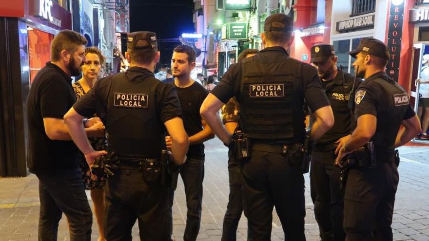 Unidad nocturna de la Policía Local.